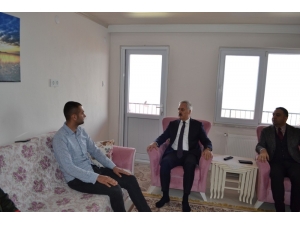 Isparta Valisi’nden İdlib Gazisine Ziyaret