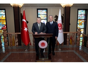 Yargıtay Başkanı Cirit’ten Bakan Akar’a Veda Ziyareti