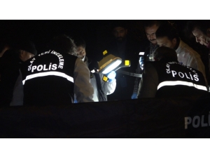 Kaldırımda Yürürken Bir Anda Yere Yığılan Şahsın Öldürüldüğü Ortaya Çıktı