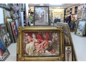 İpliklerden 3 Boyutlu Resim Yapıyor