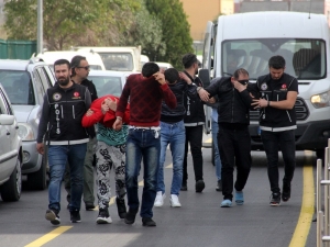 Adana’da Torbacı Operasyonu: 3 Tutuklama