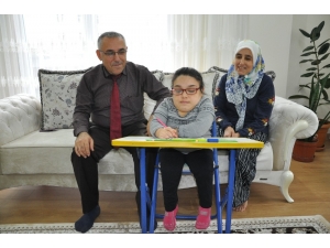 Morquio Hastasına Evde Eğitim