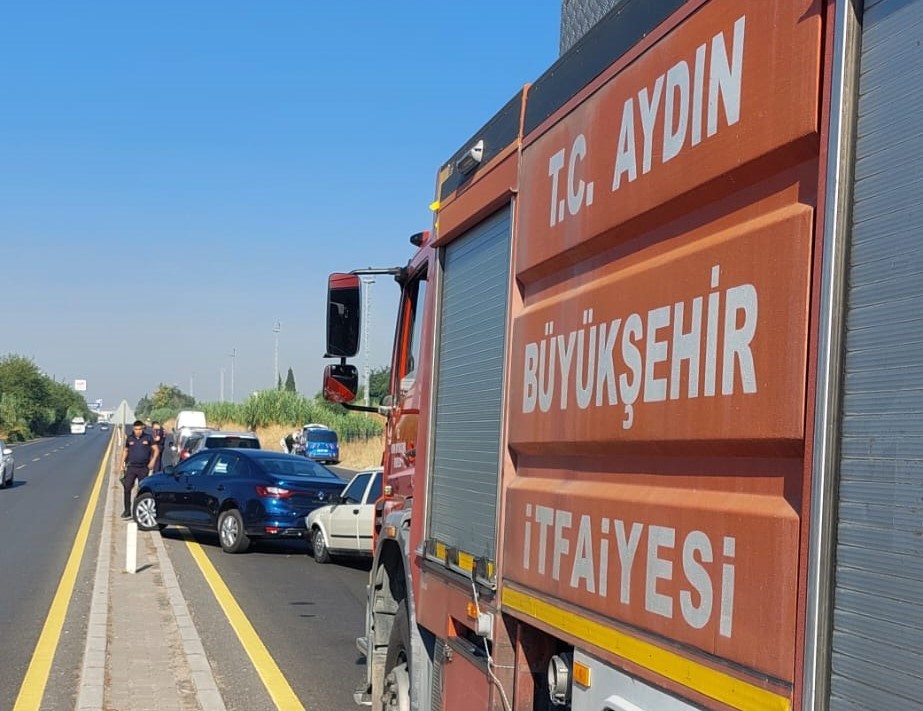 aydin-da-8-aracli-zincirleme-trafik-kazasi