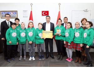 Bilim Kahramanları Başkan Kayalar İle Buluştu