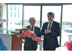 Dpü İslami İlimler Fakültesine Yeni Dekan