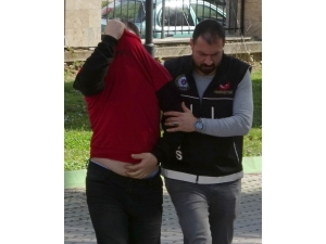 Polisten Kaçarken Yanan Araçtaki 5 Kilo Bonzai İle İlgili Sürücü Adliyeye Sevk Edildi