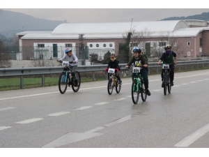 Okullar Arası Bisiklet Yarışması Düzenlendi