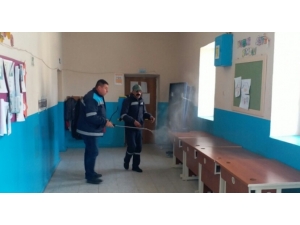 Adana’da Okullar Dezenfekte Edildi