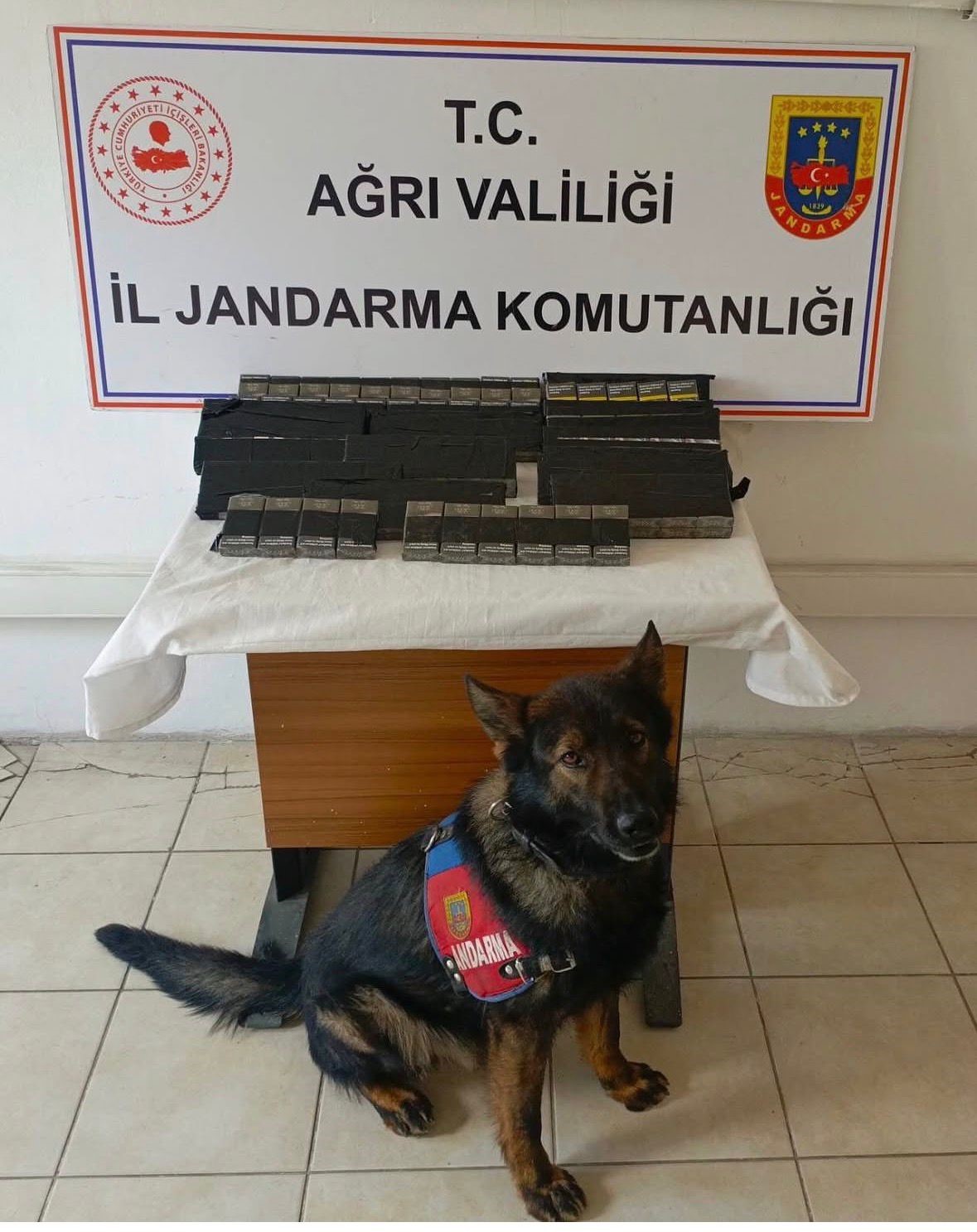diyadin-de-180-paket-kacak-sigara-yakalandi