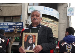 İzmir’de Evlat Nöbeti