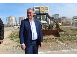 Kahta’da Semt Pazarı Yapımına Başlandı