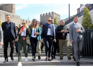 Turizm Bakanının Eşi, Tarihi Kayseri Kalesi’ni Gezdi