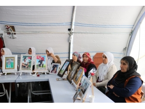 Hdp Önündeki Ailelerin Evlat Nöbeti 191’inci Gününde