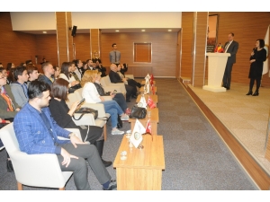 Yabancı Öğrenciler Manisa Ticaret Borsasının Misafiri Oldu