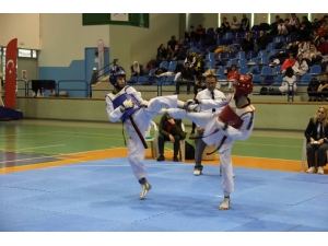 Muğla’da Liselerarası Türkiye Taekwondo Grup Müsabakaları Yapıldı