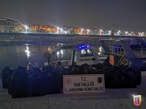 Van Gölü’nde Kaçak Sigara Operasyonu