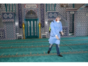 Yenice’de Dezenfekte Çalışmaları Devam Ediyor