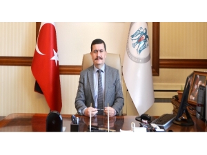 Vali Arslantaş’tan İstiklal Marşının Kabulü Ve Mehmet Akif Ersoy’u Anma Günü Mesajı