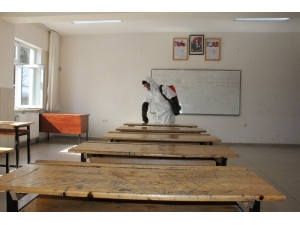 Öğrencilerden Koronaya Karşı Dezenfektan