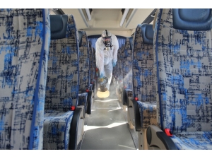 Zeytinburnu’nda Okul Ve Camiler Virüse Karşı Temizlendi