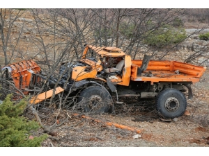 Tunceli’de İş Makinesi Şarampole Yuvarlandı: 1 Ölü, 1 Yaralı