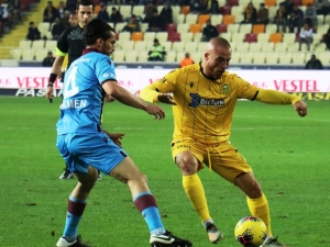 Süper Lig: Yeni Malatyaspor: 1 - Trabzonspor: 2 (İlk Yarı)