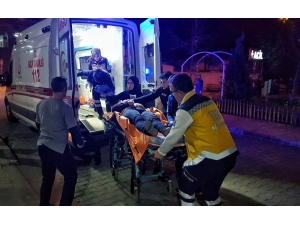 Boşanma Aşamasındaki Eşini Tabanca İle Ağır Yaraladı