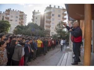 Mersin’de Öğrencilere Deprem Tatbikatı