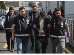 Başkasının Alacağını Tahsil Etmek İsteyeni Öldürdüler