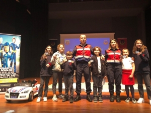 Jandarmadan Çocuklara Trafik Eğitimi