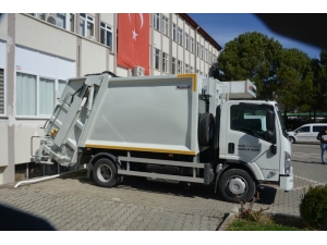 Gediz’de Yeni Temizlik Araçları Göreve Hazır