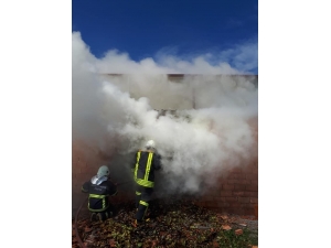 Söke’de Depo Yangını