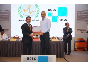 Başkan Tarhan, Uclg-mewa’da Mezitli’deki Projelerini Paylaştı