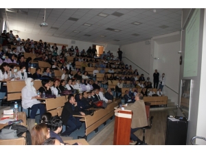 Selçuk Tıp’ta Çalışanlara Corona Virüs Eğitimi Verildi