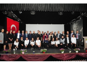 Kemer’de Mehmet Akif Ersoy’u Anma Programı Düzenlendi