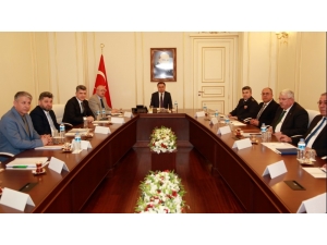 Yeni Koronavirüs Toplantısı Yapıldı