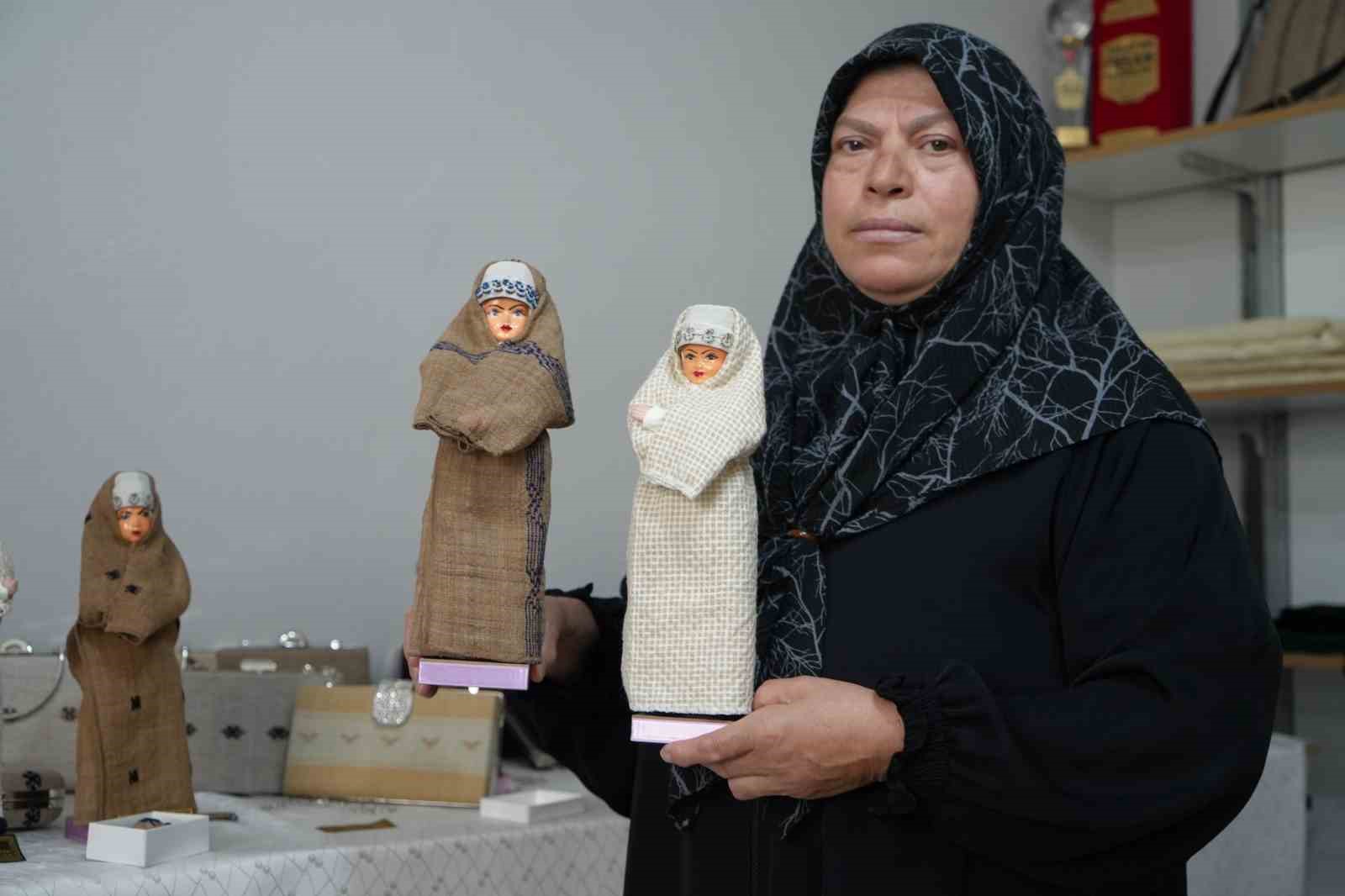 bayburt-un-tescilli-ehrami-oyuncak-bebekleri-susluyor-kulturel-miras-gelecek-nesillere-tasiniyor