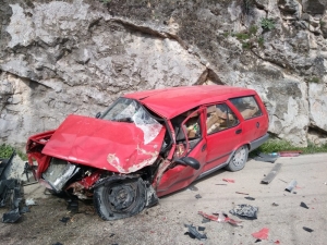 Otomobil İle Tır Çarpıştı: 1 Yaralı