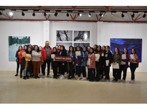 Lisesi Öğrencileri Sanat Tasarım Ve Mimarlık Fakültesi’nde Buluştu
