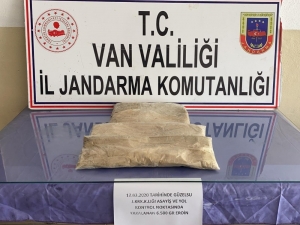 Gürpınar’da 6 Kilo 500 Gram Eroin Ele Geçirildi