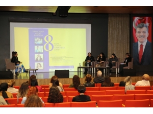 Agü’de “İlham Veren Güçlü Kadınlar” Konulu Panel