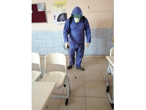 Hüyük’teki Okullar Koronavirüse Karşı Dezenfekte Edildi