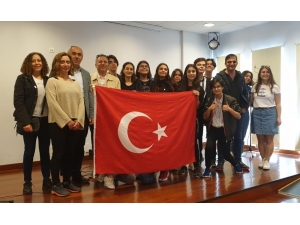 Lise Öğrencileri Avrupa Kültürünü Öğrendi