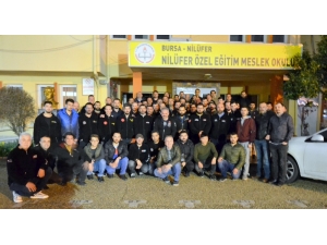 Otomobil Gruplarından Down Sendromlu Çocukların Çalıştığı Kafeye Destek