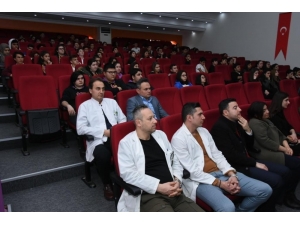 İnşaat İşçisi Olarak Çalıştığı Okulda 27 Yıl Sonra Konferans Verdi