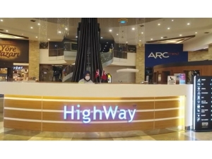 Bolu’da, Highway Avm Koronavirüse Karşı İlaçlandı