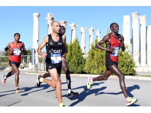 Uluslararası Mersin Maratonu Korona Virüs Nedeniyle Ertelendi