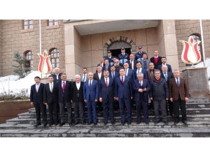 Kamu Başdenetçisi Malkoç, Muş Belediyesini Ziyaret Etti