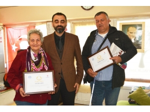 Diyanetin "İyilik Ödülleri" Fatma Cavlı Ve Namık Tuncel’in Oldu