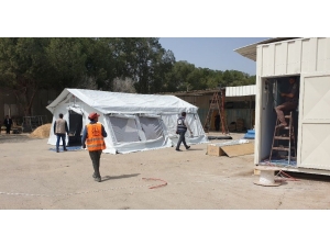 Mısır İle Gazze Sınırına Korona Virüse Karşı Sahra Hastanesi Kuruldu